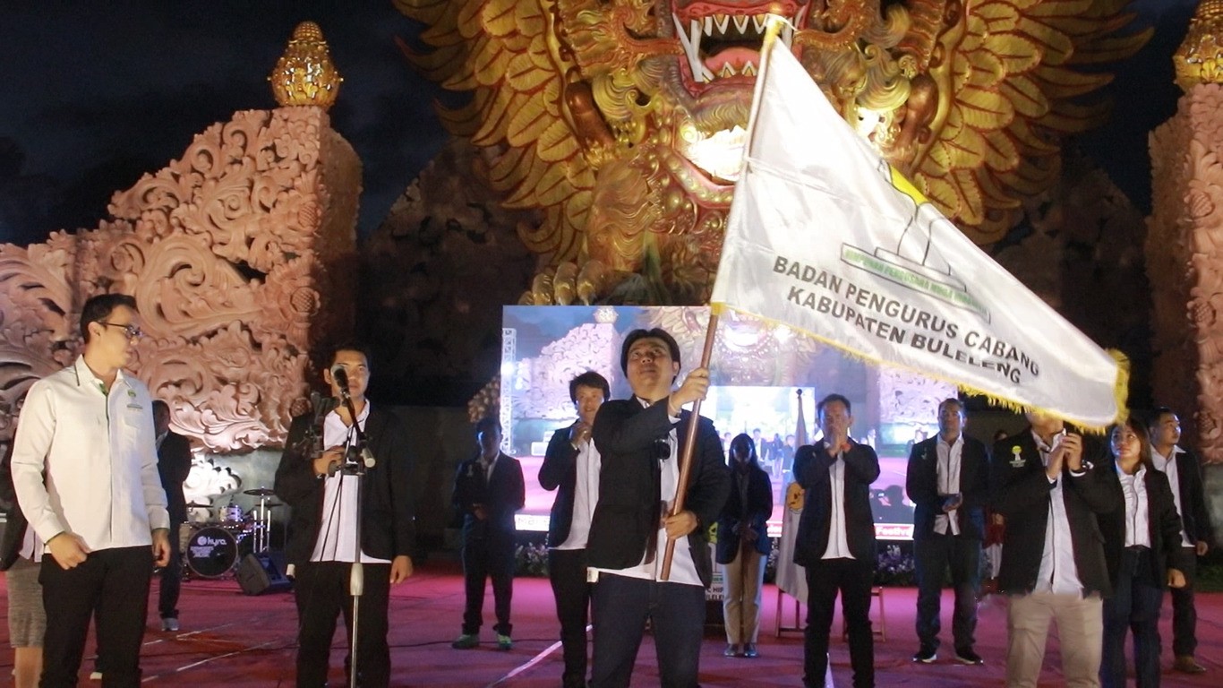 Dokumentasi dari - Sekda Suyasa Harap HIPMI Buleleng Turut Bimbing UMKM