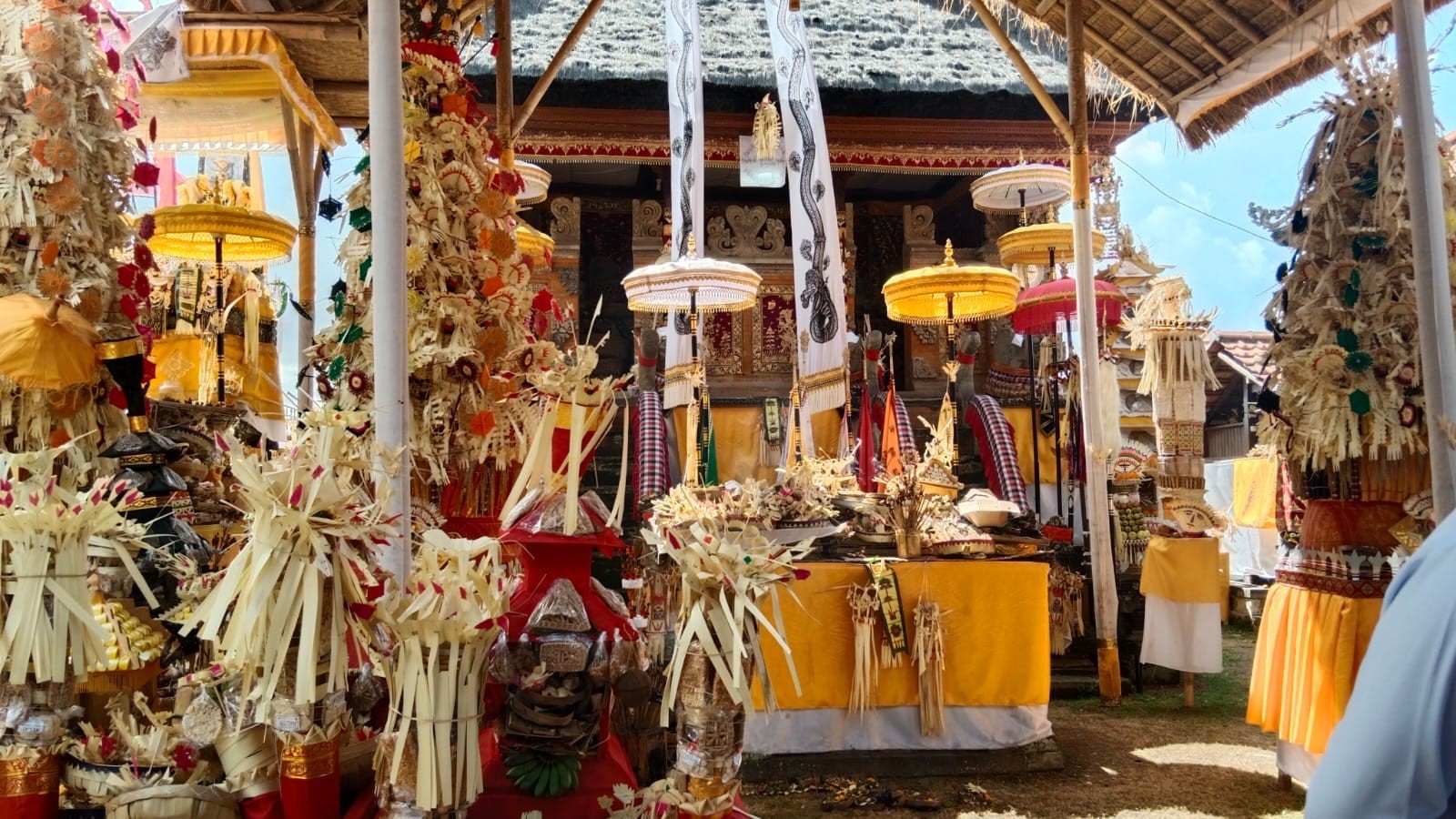 Dokumentasi dari - Wabup Agung Mayun Hadiri Puncak Karya di Pura Sibi Agung