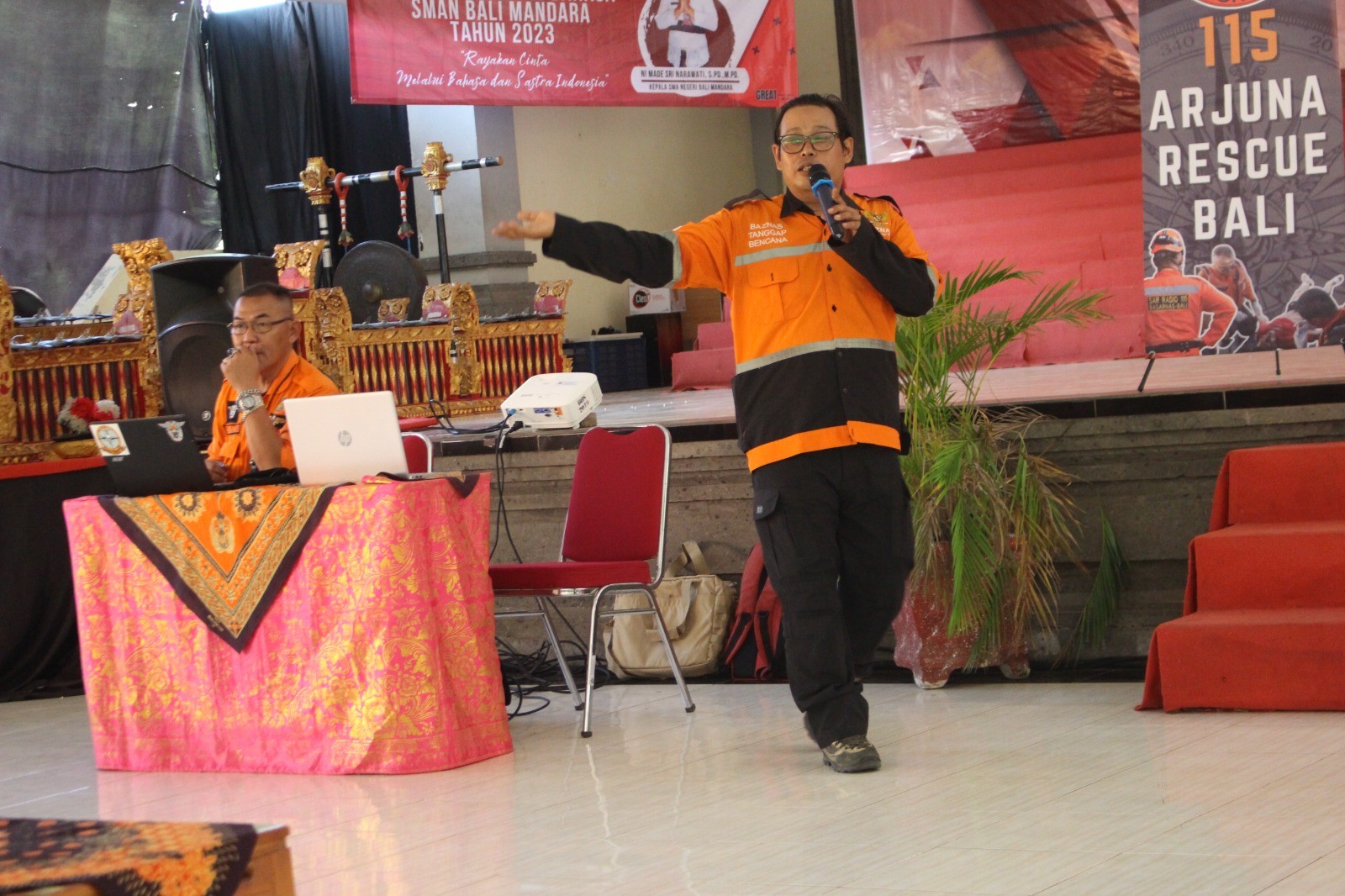 Dokumentasi dari - Sosialisasi dan Pelatihan Siswa Siaga Bencana di SMAN Bali Mandara