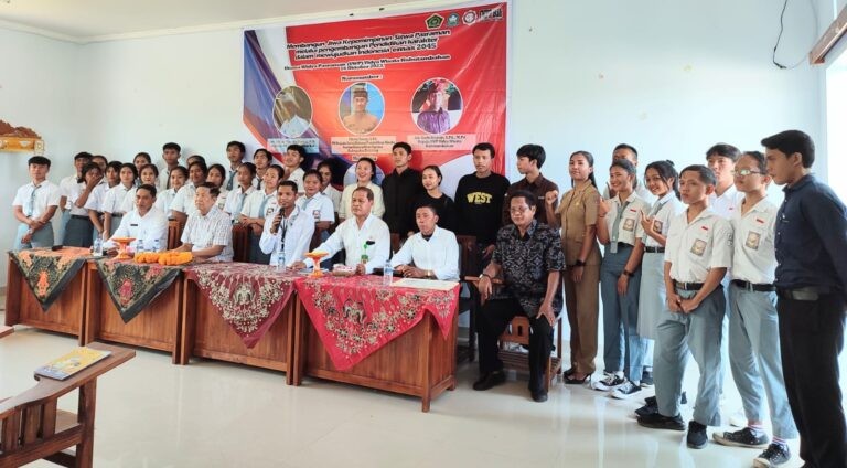 Dokumentasi dari - Diharapkan Tampung Siswa Miskin, Mangku Pastika Kunjungi SMA Vidya Wisata Kubutambahan Berbasis Hindu 