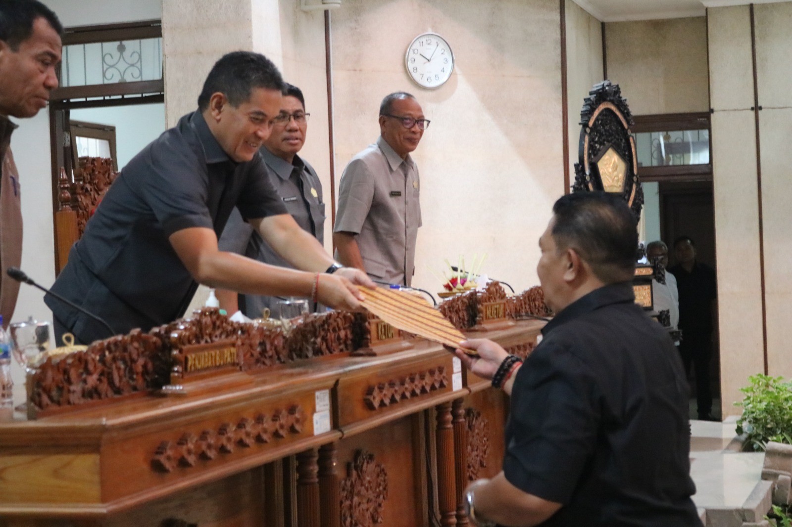 Dokumentasi dari - Pemkab Buleleng Tahun 2024 Fokus Gunakan PAD Untuk Membangun dan Perbaiki Infrastruktur