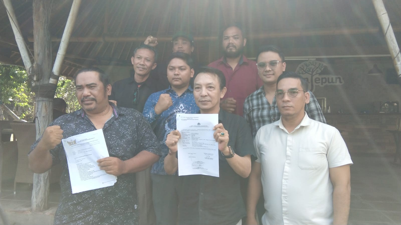 Dokumentasi dari - Babak Baru Polemik Pembangunan Resort Mewah di Desa Bugbug, Purwa Arsana Dipolisikan Pidana dan Perdata