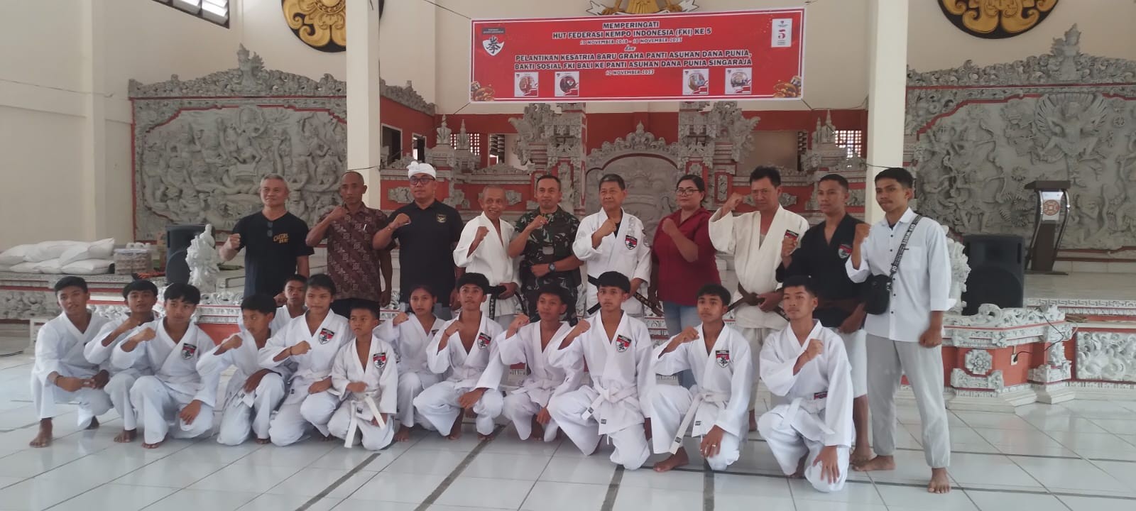 Dokumentasi dari - FKI Bali Melantik Puluhan Kesatria Baru Graha Panti Asuhan Dana Punia Singaraja
