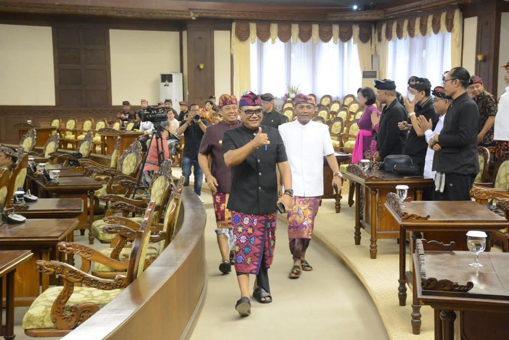 Dokumentasi dari - Perda APBD Bali 2024 Ditetapkan, DPRD   Minta Kelola Anggaran Lebih Prudent,  Tak Lagi Zona Nyaman 