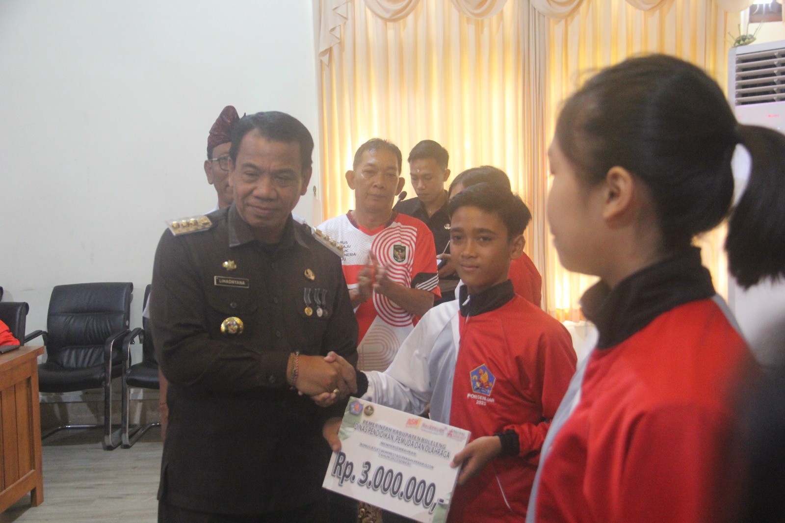 Dokumentasi dari - Target Perolehan Medali Emas Ajang Porsenijar 