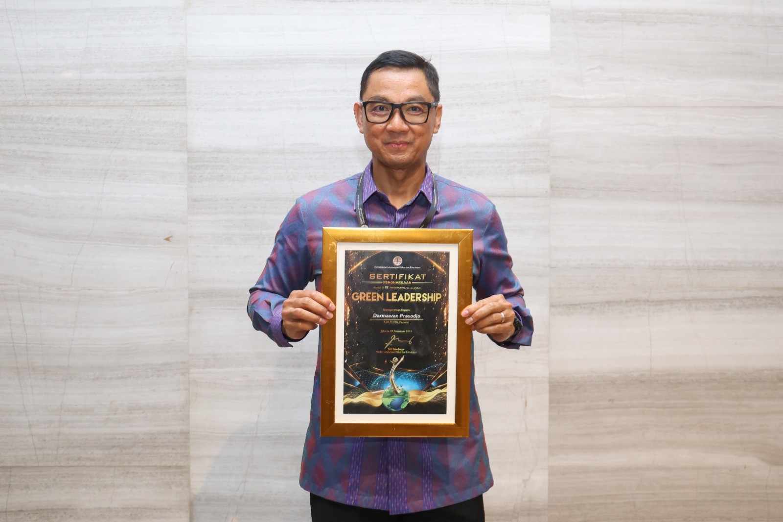Dokumentasi dari - Dirut Darmawan Prasodjo Raih Green Leadership Utama Award, PLN Pecah Rekor Borong 20 Proper Emas KLHK 2023