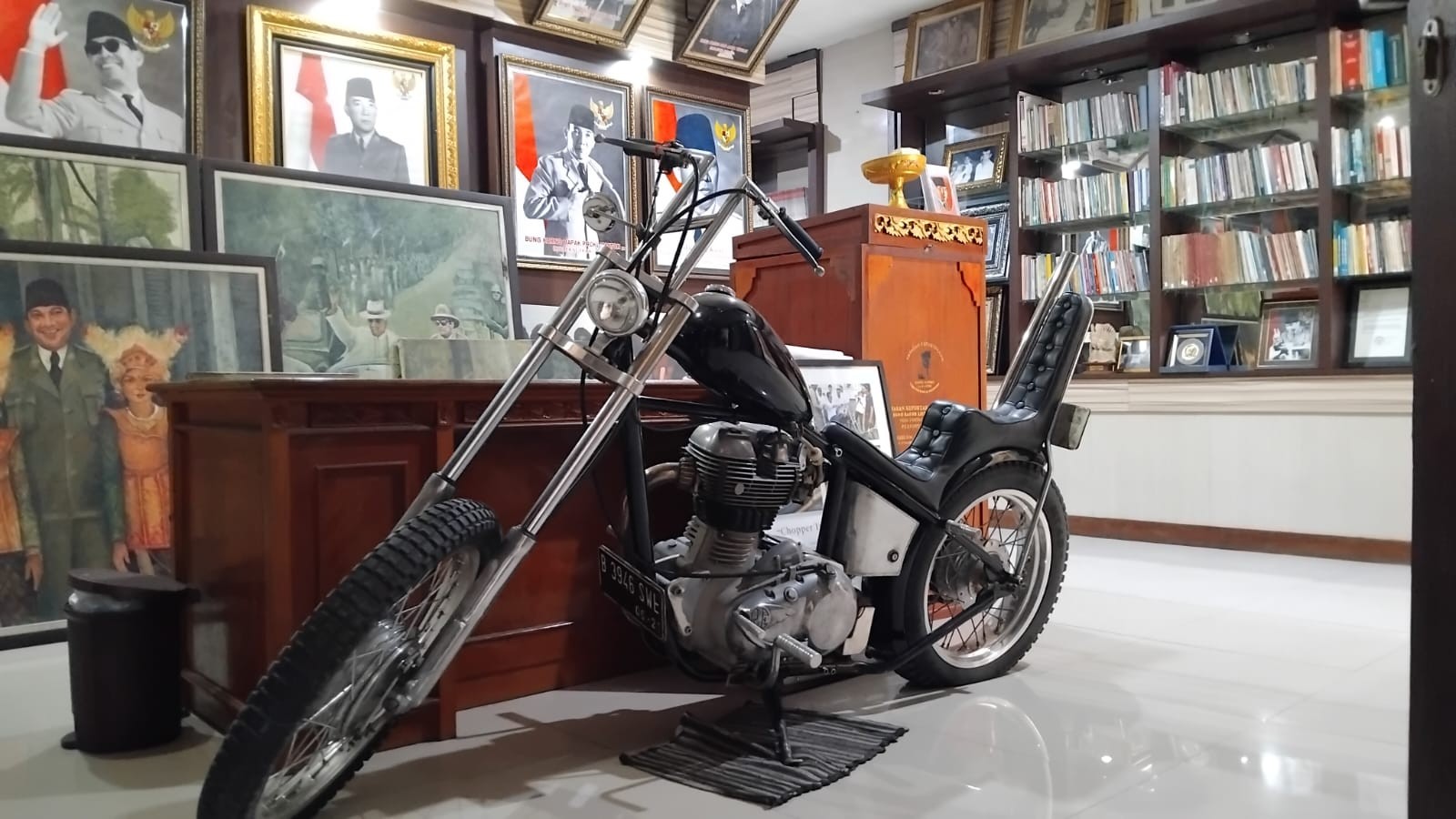 Dokumentasi dari - Motor Chopper Tunggangan Presiden Jokowi Dikoleksi Museum Agung Bung Karno