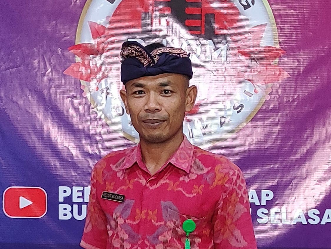 Dokumentasi dari - Kembangkan Inovasi Tukar Sampah dengan Kegiatan Belajar