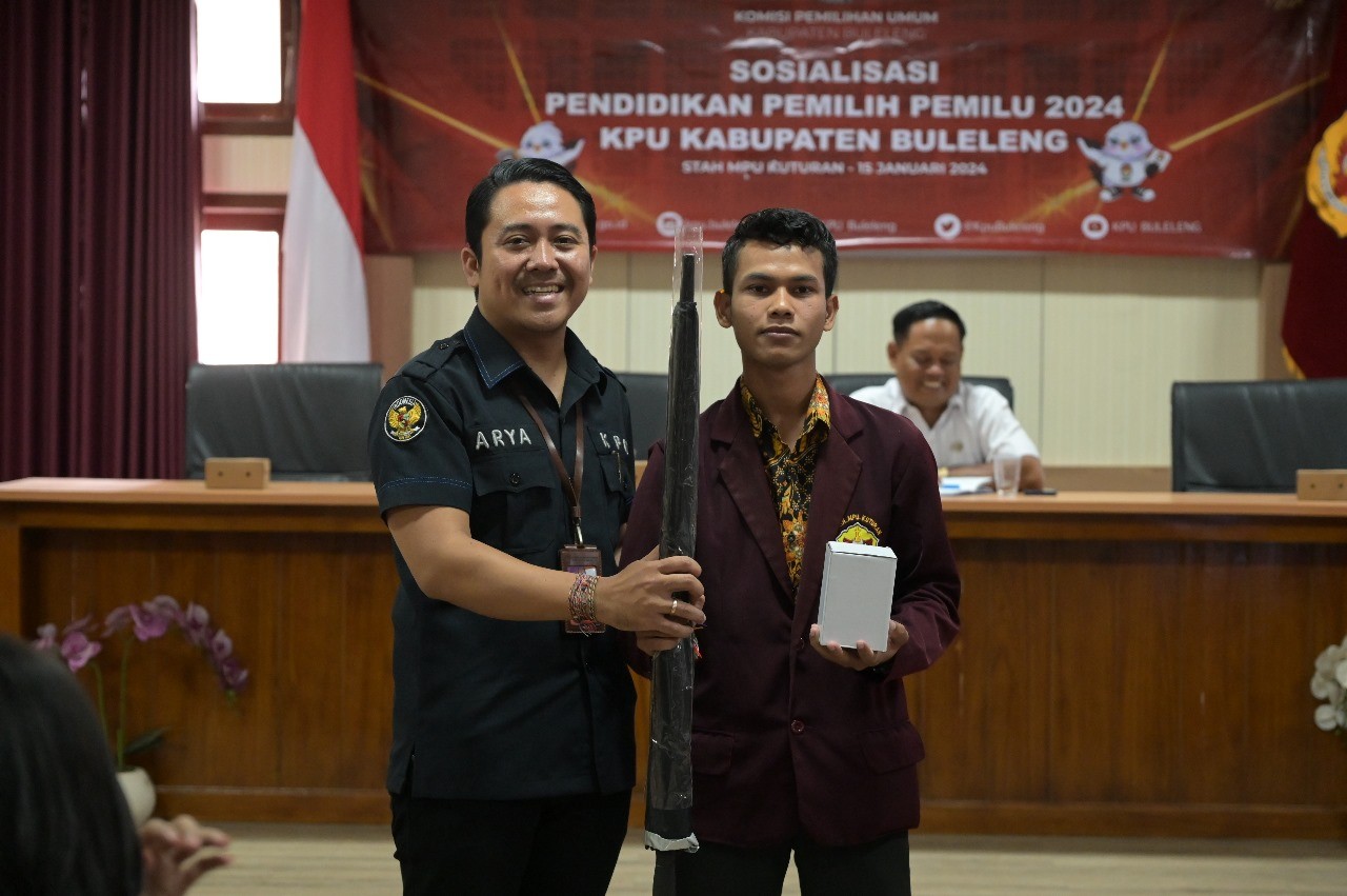 Dokumentasi dari - Tingkatkan Partisipasi Pemilh, KPU Buleleng Gelar Sosialisasi di STAH Mpu Kuturan Singaraja 