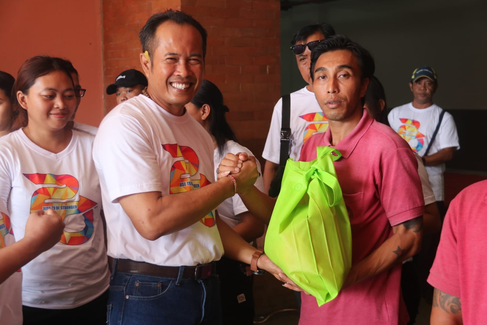 Dokumentasi dari - Ratusan Peserta Antusias Ikuti Donor Darah, HUT ke 20 Perumda Pasar Argha Nayottana