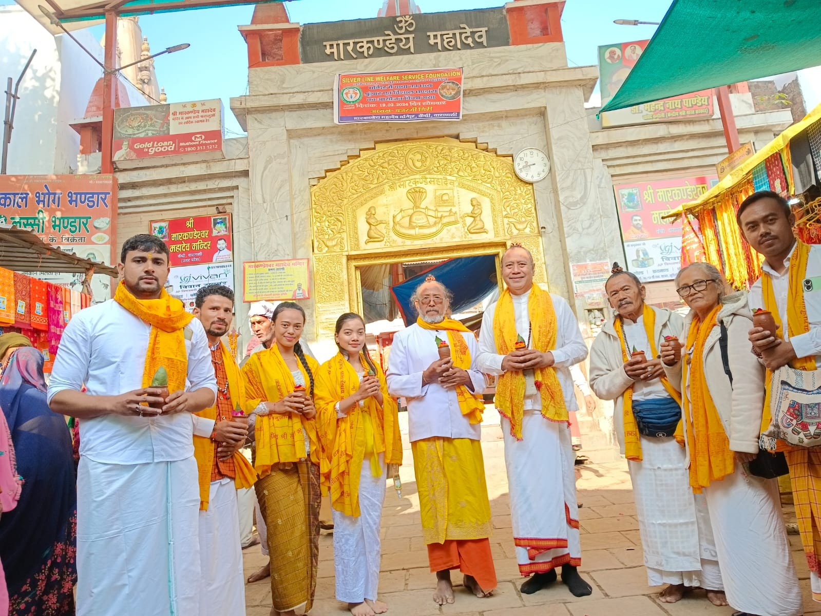 Dokumentasi dari - Merayakan Galungan di Kuil Rsi Markandeya di Varanasi, Ida Rsi Putra Manuaba dan Shantisena Ashram Gandhi Puri 