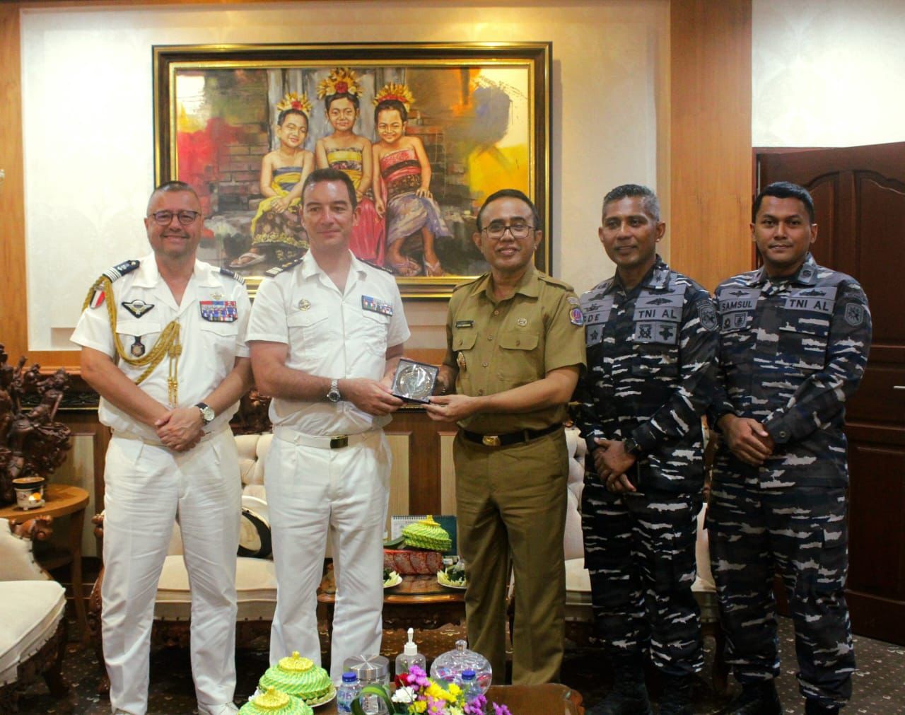 Dokumentasi dari - Jaya Negara Terima Kunjungan Komandan Kapal Perang Prancis FNS Vendemiaire 