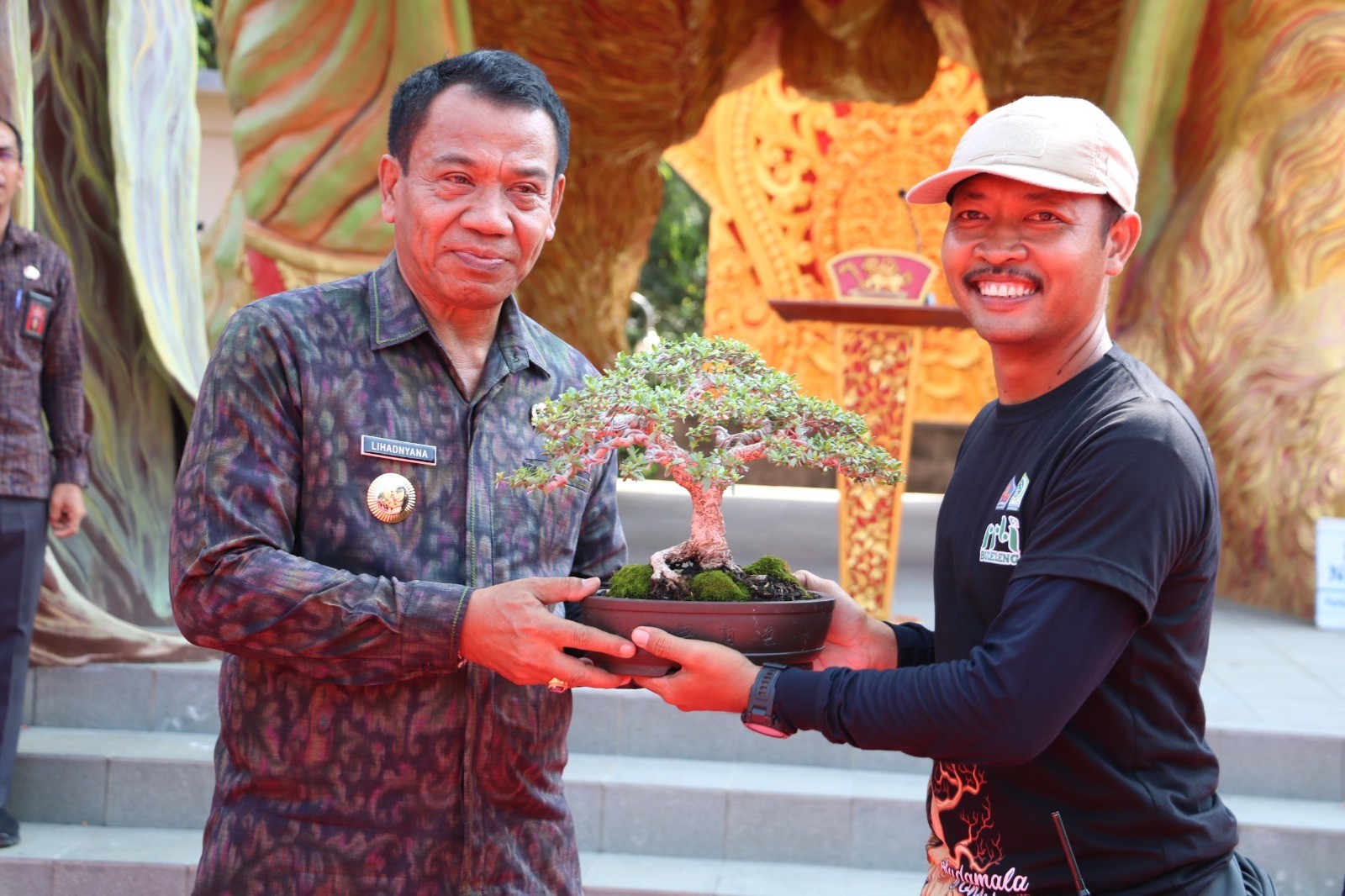 Dokumentasi dari - Pj Bupati Lihadnyana Inginkan Pameran dan Lomba Bonsai Jadi Agenda Rutin Tahunan Diikuti Seluruh Provinsi