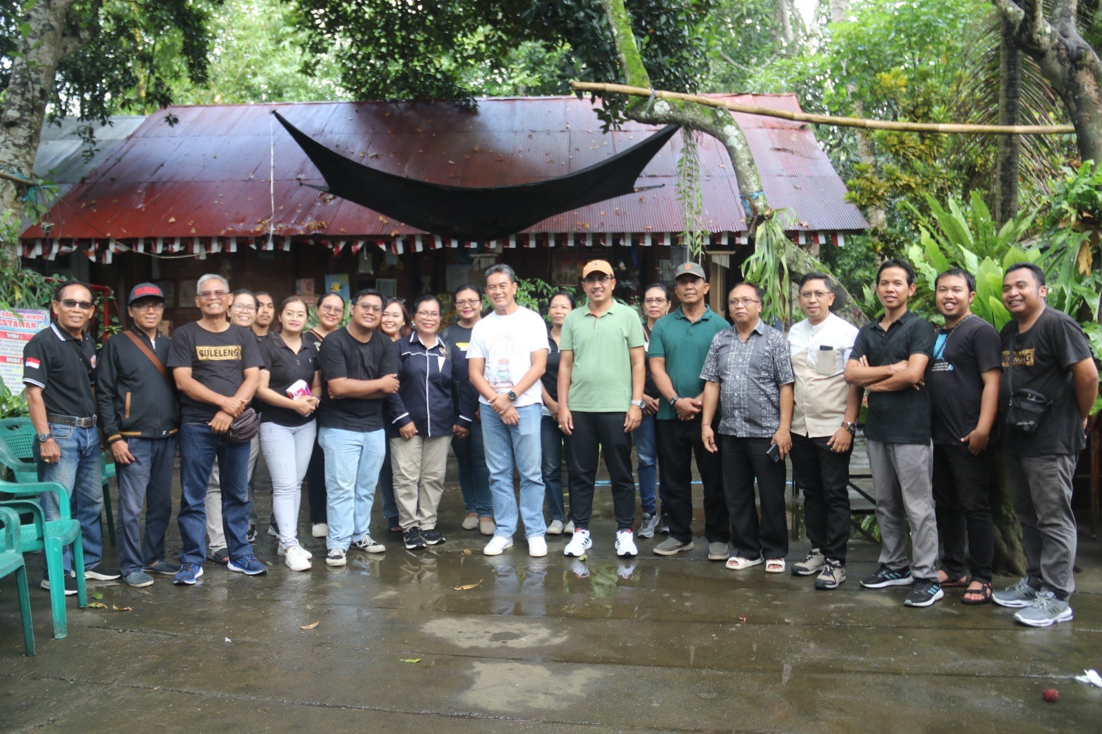 Dokumentasi dari - Peringati HPN 2024, PWI Buleleng Adakan Baksos di Panti Asuhan Destawan Desa/Kecamatan Sawan