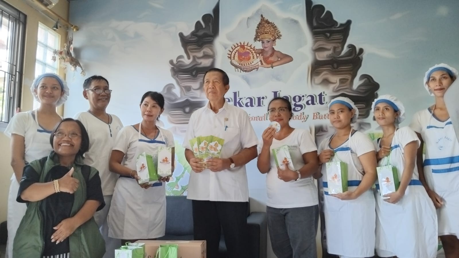 Dokumentasi dari - Mangku Pastika Apresiasi Sekar Jagat, Lestarikan Warisan Leluhur Bali dan Hidupkan Petani