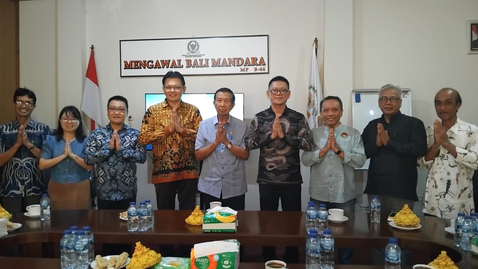Dokumentasi dari - Mangku Pastika Jadi Pembicara pada Forum Keharmonisan Peradaban Dunia di Bali