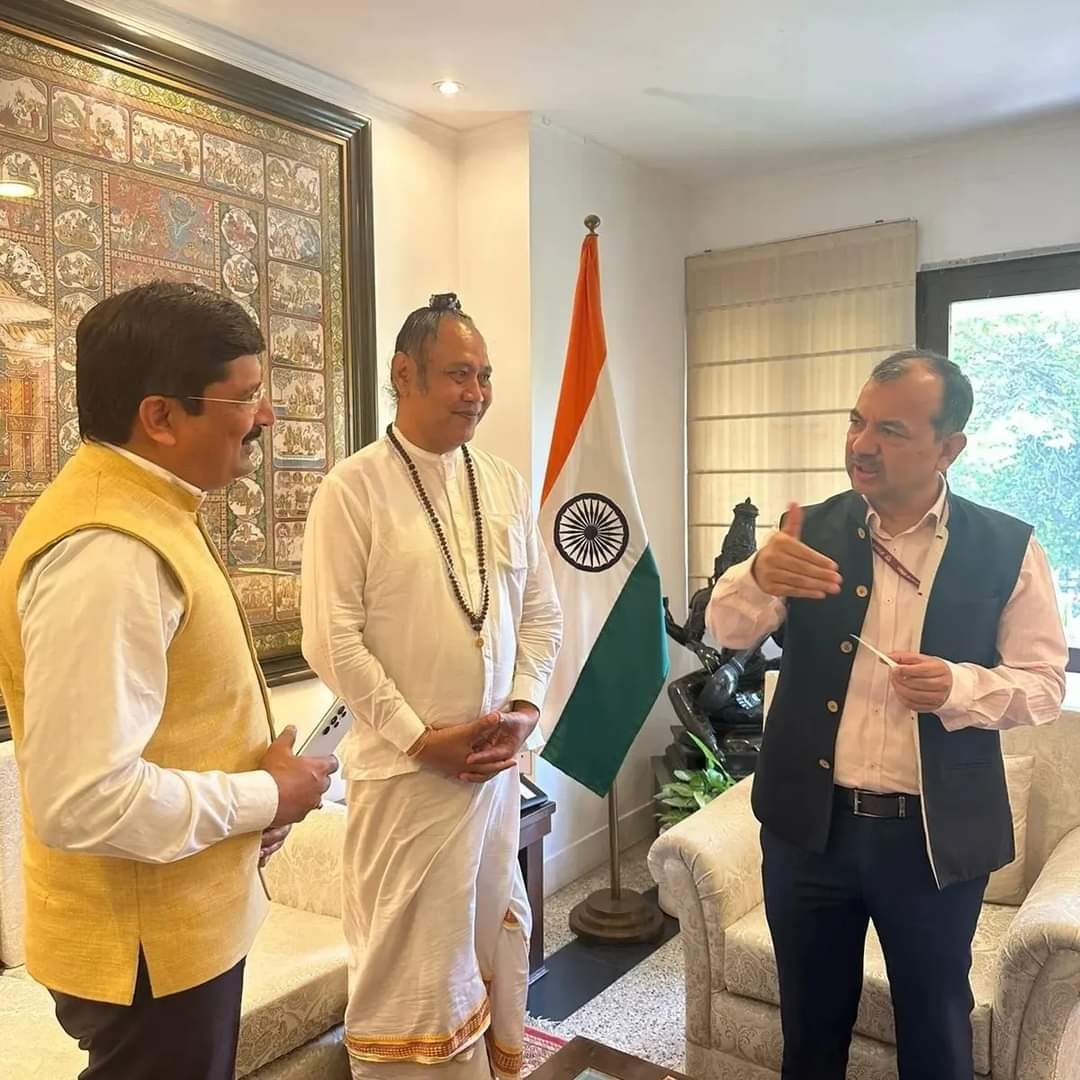 Dokumentasi dari - Mengikuti Jejak Ramayana: Yogyakarta dan Bali, Studi Tour Spiritual ke Indonesia