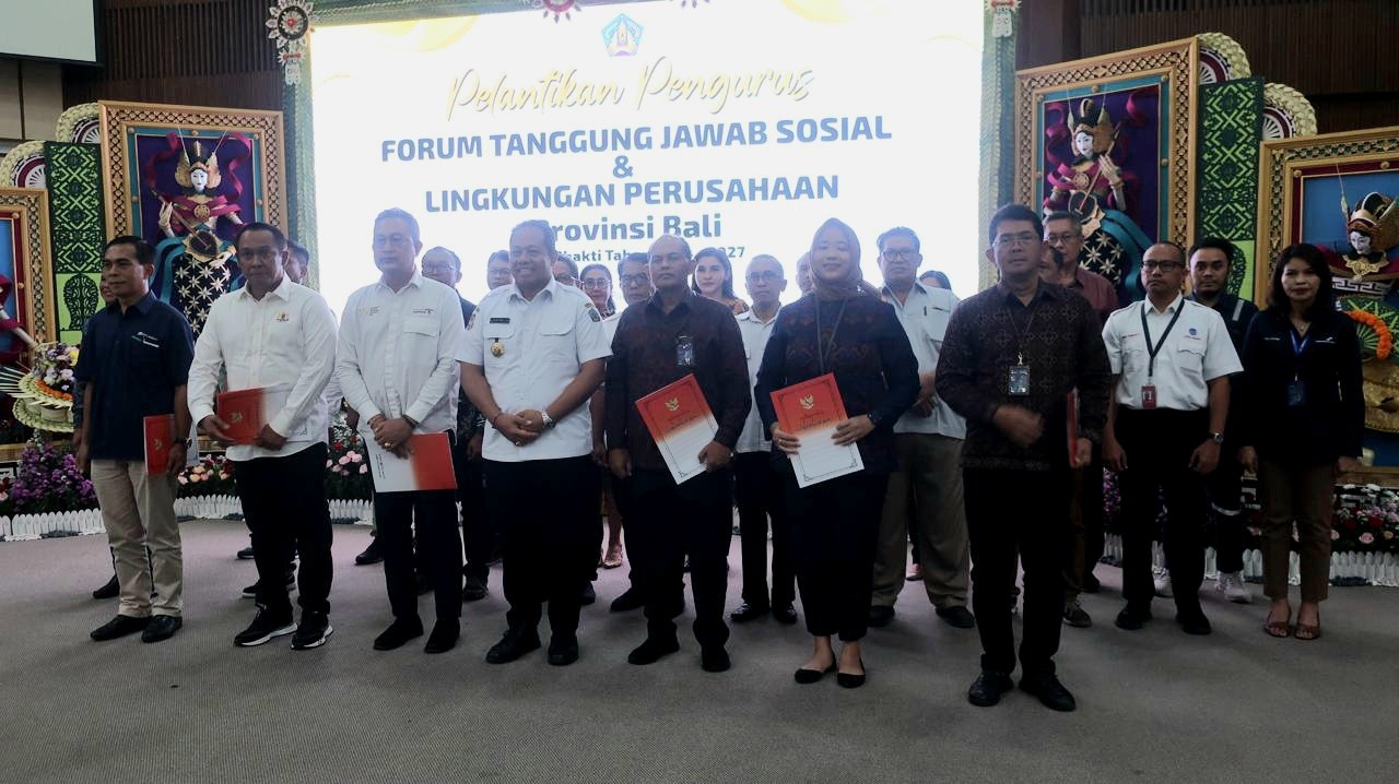 Dokumentasi dari - Didasari Dharma, Ngrombo Kemiskinan di Bali, Pj Gubernur Mahendra Jaya Lantik Forum TJSL Provinsi Bali