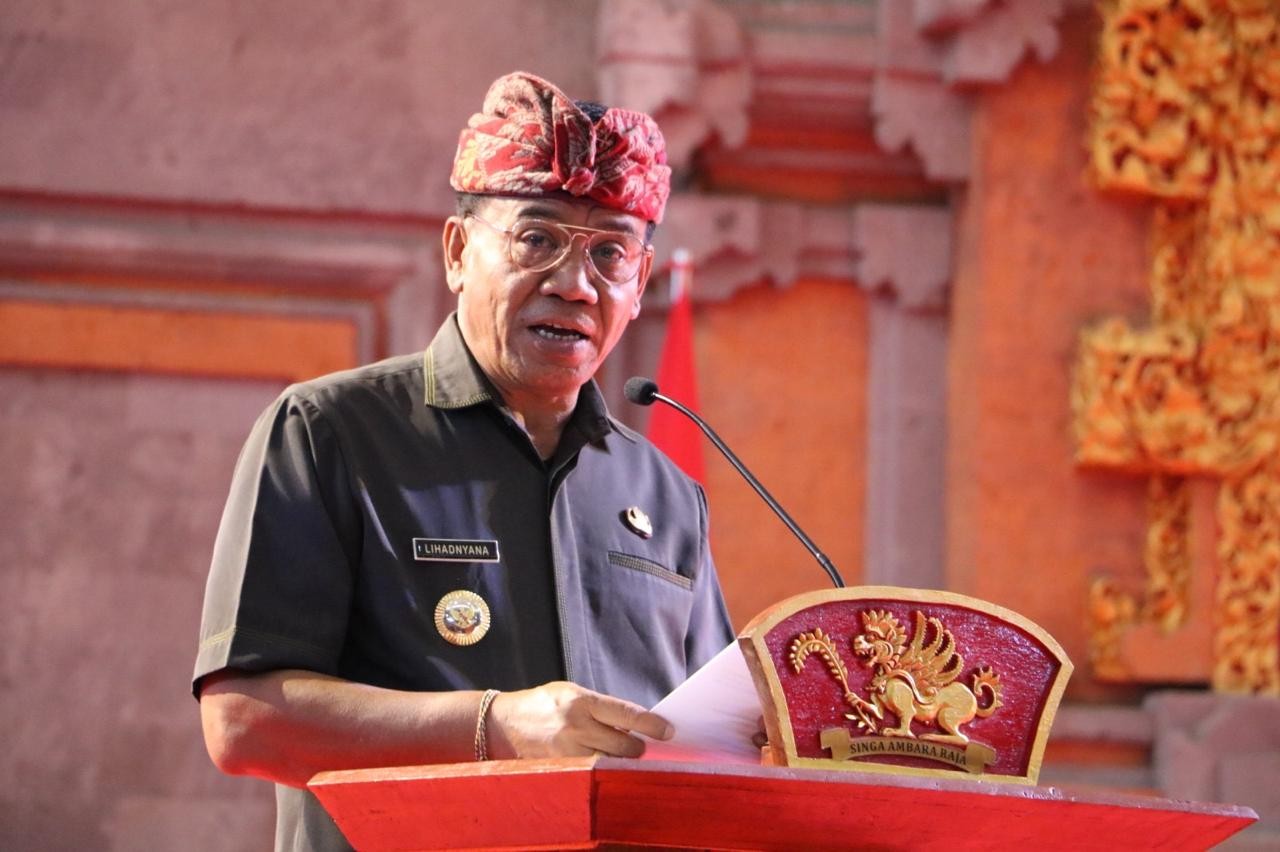 Dokumentasi dari - PJ.Bupati BulelengKetut Lihadnyana Lantik 823 PPPK Formasi Tahun 2024