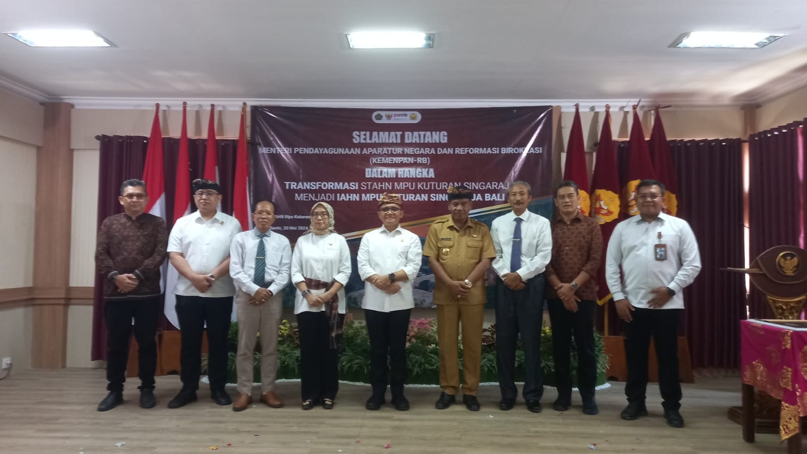 Dokumentasi dari - MenPAN RB Azwar Anas: STAHN Mpu Kuturan Segera menjadi Institut