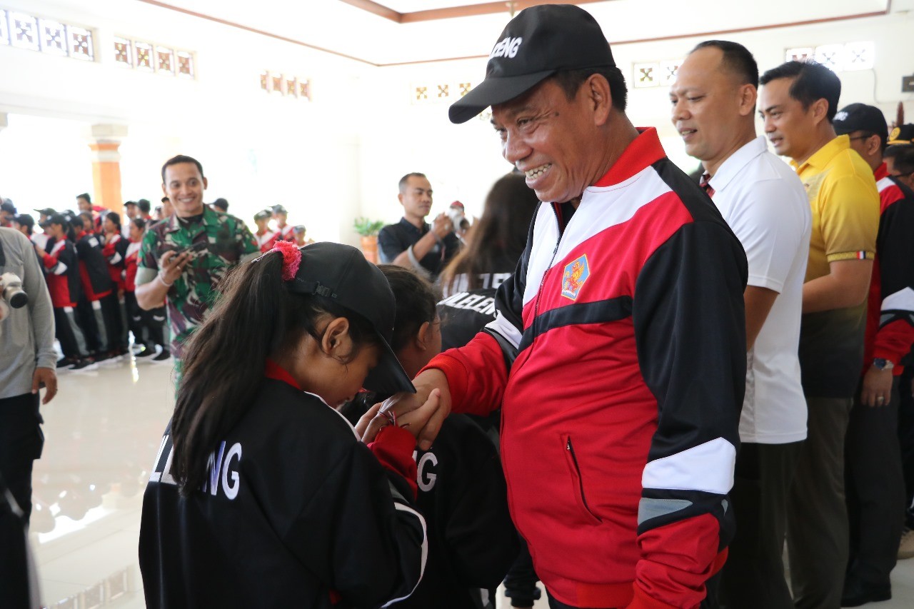Dokumentasi dari - Pj Bupati Buleleng Harapkan, Kontingen Porjar Buleleng Mampu Tingkatkan Perolehan Medali 
