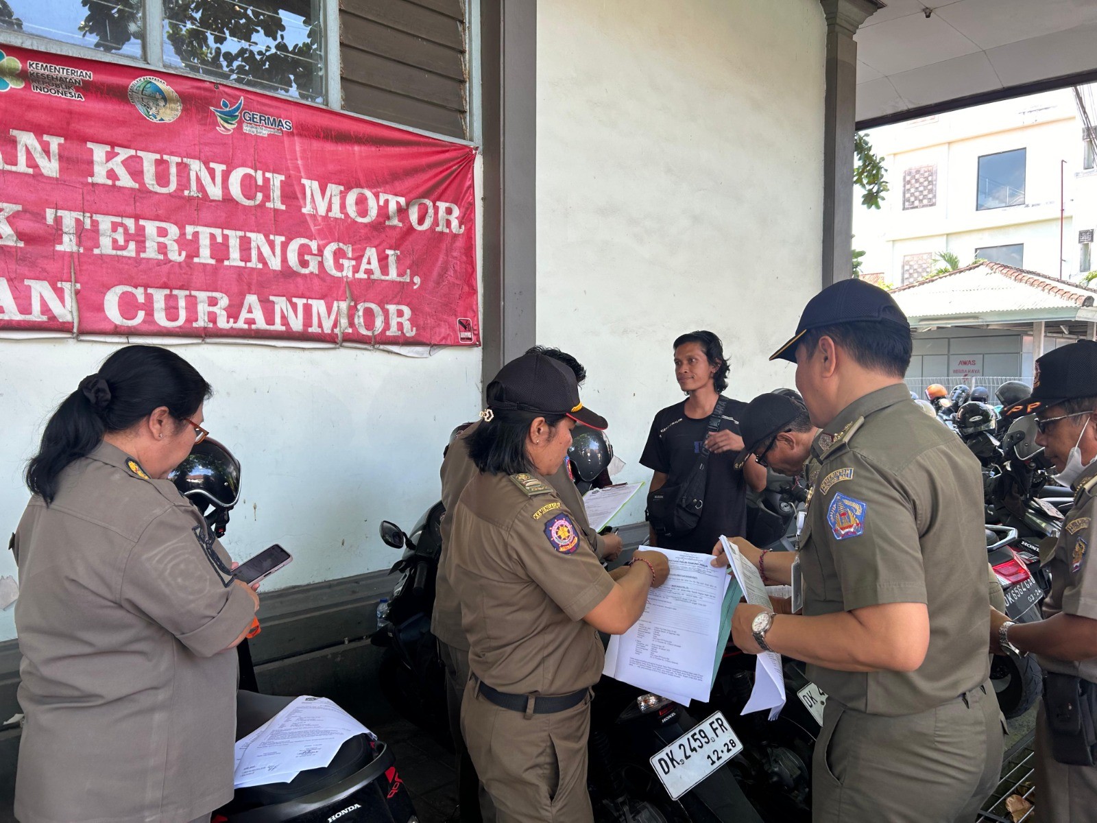 Dokumentasi dari - Sidak KTR, Sidang Tipiring, Pelanggar Denda Rp 50 Ribu