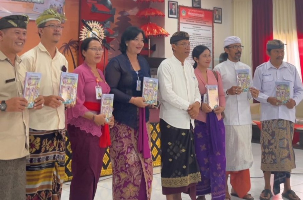 Dokumentasi dari - Toska Gelar Bedah Buku Dukung Gerakan Literasi, HUT Kelima Lomba Melukis hingga Sosialisasi PTN/PTS Se-Bali