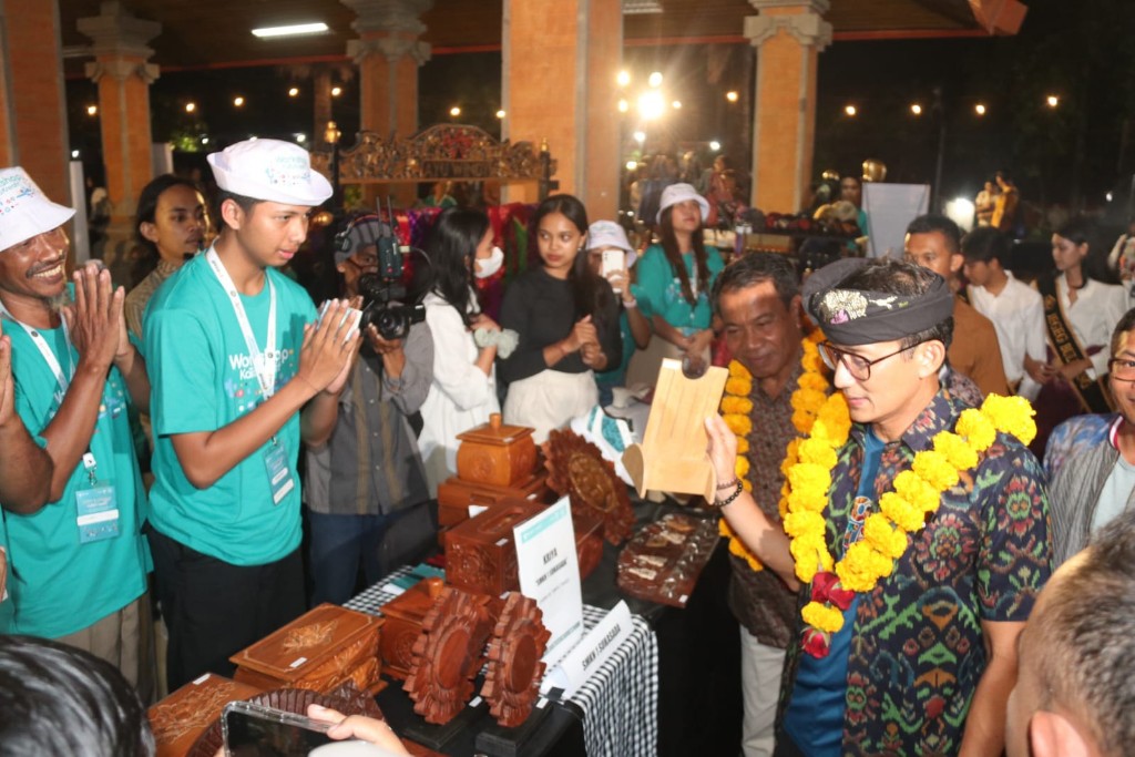 Dokumentasi dari - Kemenparekraf Sandiaga Uno Apresiasi Buleleng Menjadi Kata Kreatif