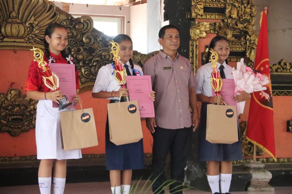 Dokumentasi dari - Forum Anak Daerah (FAD) Buleleng Gelar Bahana Kreasi Anak ke-8 