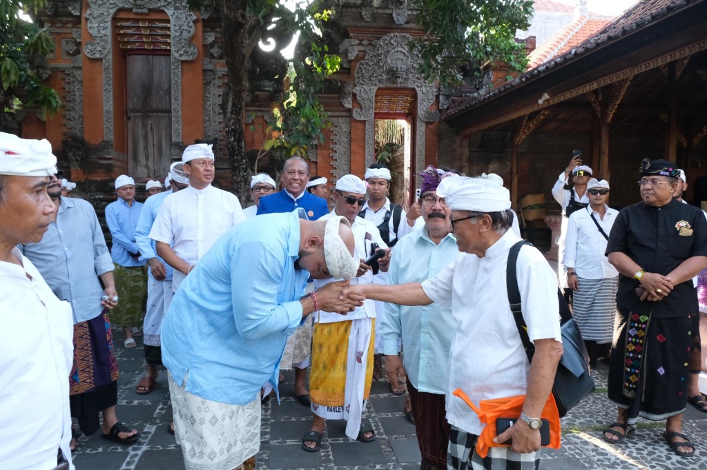 Dokumentasi dari - Selaraskan Pembangunan Bali, De Gadjah One Commando dengan Pemerintah Pusat