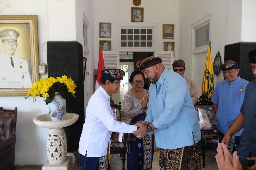 Dokumentasi dari - Satu Jalur untuk Jembrana dan Bali Lebih Maju, Deklarasi Mulia PAS di Puri Agung Negara